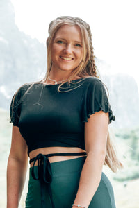FARRAH Crop-Wickeltop black – 3-in-1-Style nachhaltig elegant — Ansicht 3