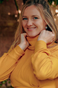 Aila Cropped Jumper amber turtleneck fitted sustainable — Ansicht 8