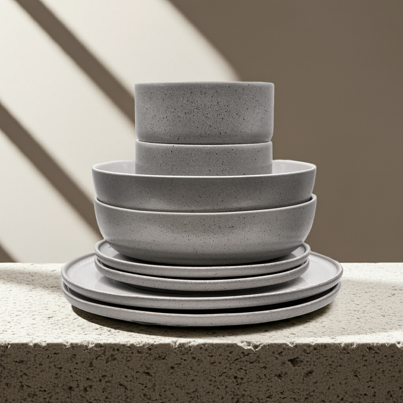 Geschirr-Set Ddoria – Handgefertigtes Steingut in Granit Grau — EDDA Stoneware