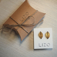 Vulva Stud Earrings – Vegan Snappap Design, Handmade in Cologne — Ansicht 6