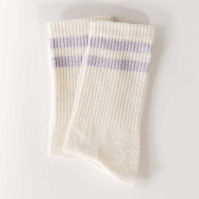 lavender cream organic cotton socks – handmade in the EU — arrel - responsible apparel