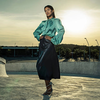 Rock aus Pineapple Leather – High-Waist | Midi-Länge | Vegan & innovativ