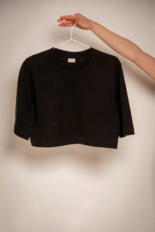 ELISA Crop Top – Organic Cotton | Black | Opaque &amp; Versatile