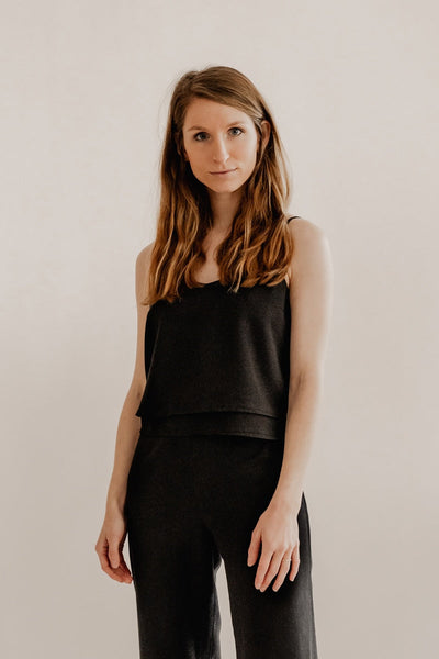 Top EMMA Tencel Black – elegant women's basic sustainably produced