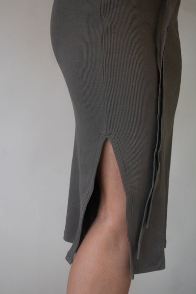 Kleid Bella Bio-Baumwolle Olive elegant nachhaltig GOTS