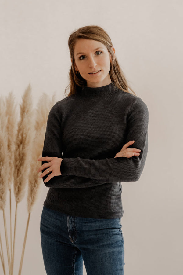 Stehkragen Longsleeve CLARA Bio-Baumwolle Schwarz