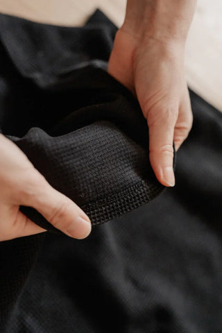 CLARA stand-up collar long-sleeve top – organic cotton | black | elegant &amp; cozy