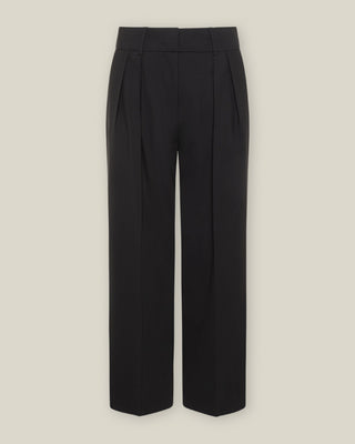 Schwarze Marlene Hose für Damen aus zertifizierter Wolle in frontaler Freisteller-Ansicht.