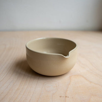 Matcha Chawan Beige handgedreht Steinzeug ca. 400 ml