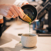 Ocha Teetasse mit Spots – Handgemacht Beige Ton 325 ml — Ansicht 4