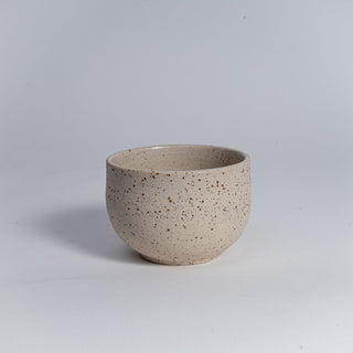 Ocha Teetasse mit Spots – Handgemacht | Beige Ton | 325 ml