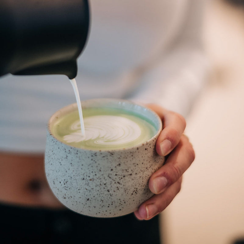 Ocha Teetasse mit Spots – Handgemacht Beige Ton 325 ml — Ansicht 3
