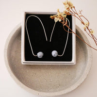 Gray-blue marbled pearl earrings cold porcelain stainless steel — Ansicht 4