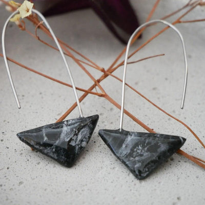 Triangle Earrings Black Marble – Cold Porcelain & Stainless Steel