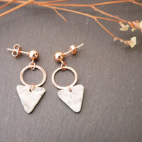 Triangular Marbled Cold Porcelain Rose Gold Plated Earrings — Ansicht 2