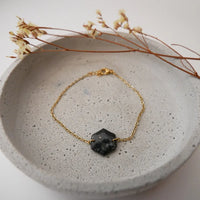 Hexagon Bracelet Hand-Marbled Cold Porcelain 18k Gold-Plated — Ansicht 1