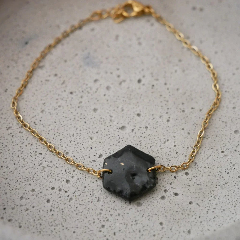 Hexagon Bracelet Hand-Marbled Cold Porcelain 18k Gold-Plated — Ansicht 2