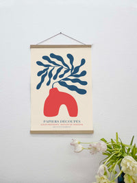Art Print Red Vase with Blue Flowers – Papiers Découpés A2 Format — Ansicht 1