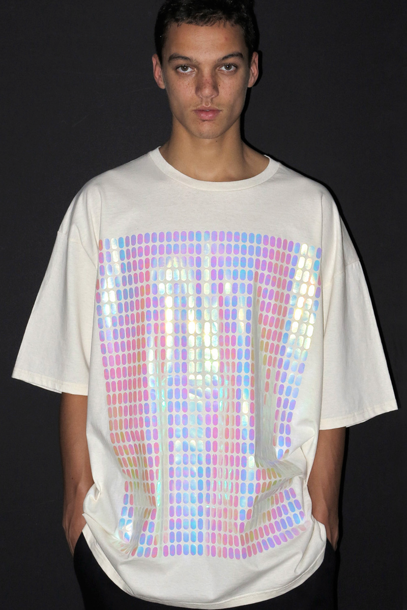 Pills Bigshirt Iridescent Foil – Unisex Oversized Dress — Ansicht 7