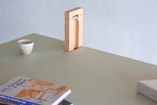 DEXTER – Höhenverstellbarer Schreibtisch | 73–123 cm | Multiplex Buche | Linoleum | Made in Europe