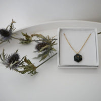 Hexagon Necklace made of Cold Porcelain – handmade in Cologne | lightweight & break-resistant — Ansicht 2