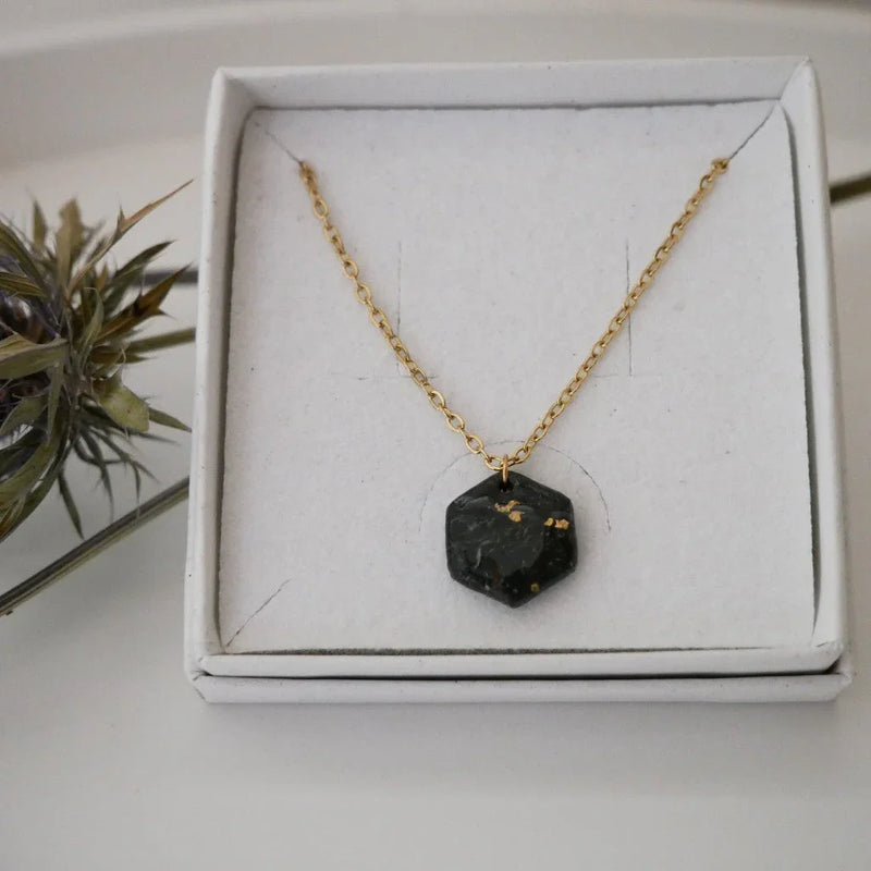 Hexagon Necklace made of Cold Porcelain – handmade in Cologne | lightweight & break-resistant — Birdy Schmuck
