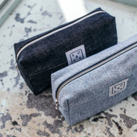 Denim Wash Bag – Upcycled toiletry bag made from leftover denim fabric — Ansicht 6