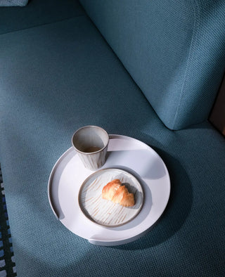 MILO – kompaktes Metalltablett | rund | pulverbeschichtet