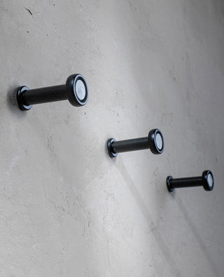 Moderner Tiny Silver Wandhaken in Schwarz aus Metall – für Wandmontage im 3er-Set