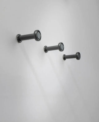 Tiny Wandhaken in Schwarz – pulverbeschichtetes Metall im unifarbenen 3er-Set