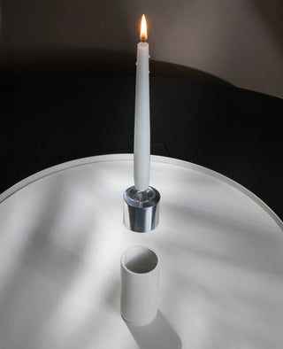 Kerzenständer Twist in Einzelteilen – verständliche Darstellung des 2-in-1 Designs