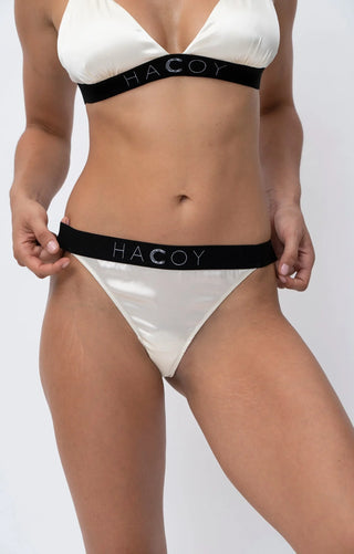 HACOY Silk Slip – Luxus pur | Seidig weich | Nachhaltig gefertigt