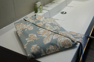 Satin Kimono Crystal Peony 100% mercerized cotton satin 300 TC