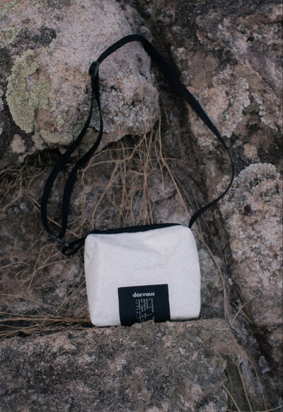 Bag DASVAUS White – Wasserabweisende Minimalisten-Tasche