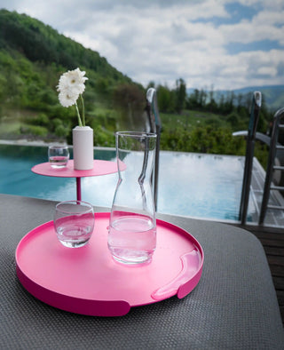 Tablett Lilo in Pinkmangenta – modernes Farbakzent-Accessoire aus Metall von Siqual
