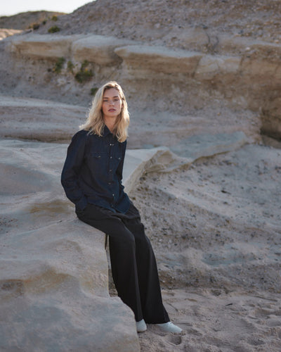 Dark Denim Hemd – Organic Cotton | Oversized Fit | Made in Portugal