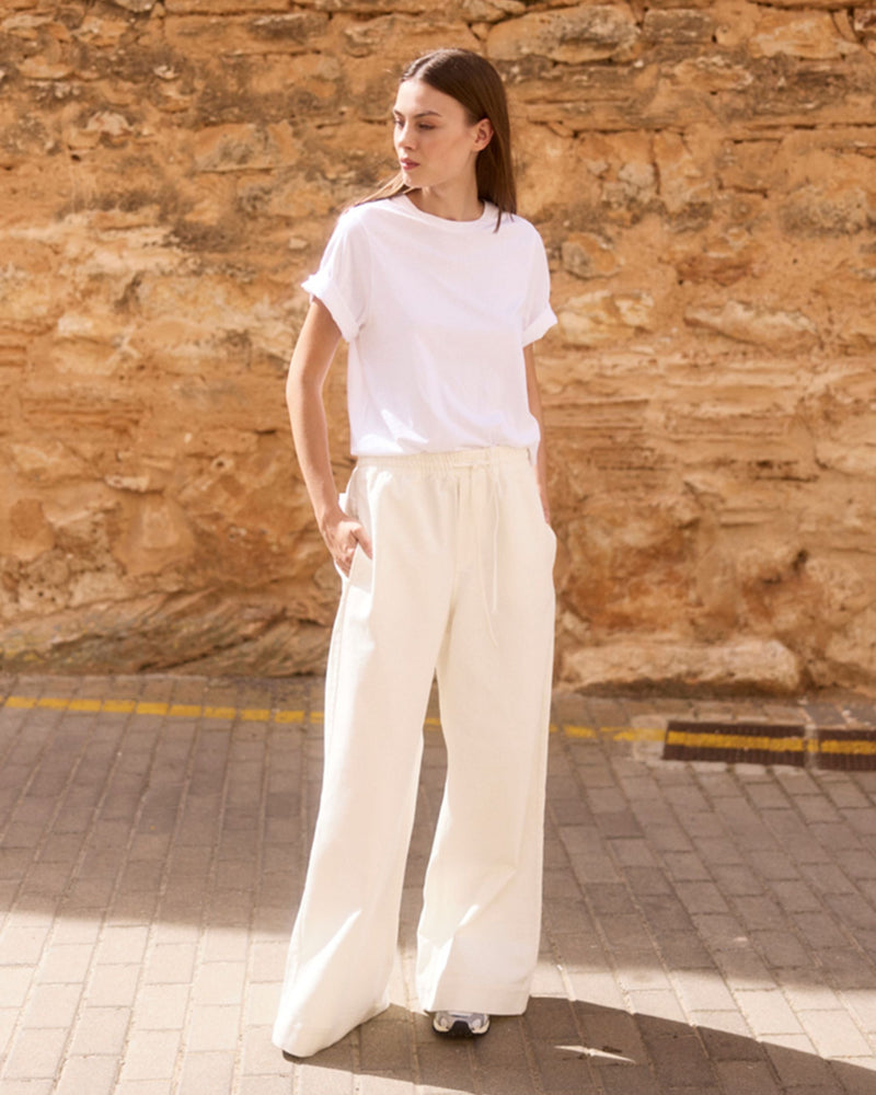 Round neck T-shirt made of organic cotton — WOTE
