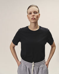 Organic Cotton Crew Neck T-Shirt – Regular Fit | Sustainably Made in Portugal — Ansicht 1