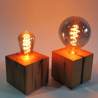 Skumring Nachttischlampe, Eichenholz | Handgefertigt | Dimmbar