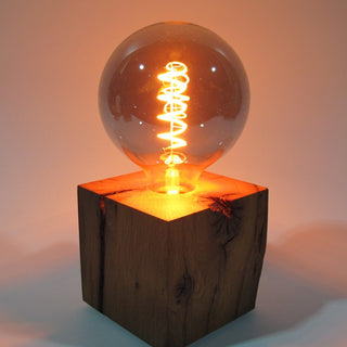 Skumring Nachttischlampe – Eichenholz | 12x12cm | handgefertigt