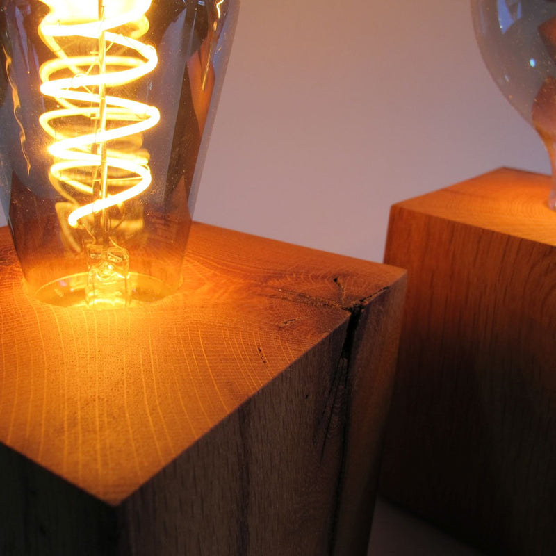 Skumring Bedside Lamp – Oak Wood | 12x12cm | handmade — Ansicht 4